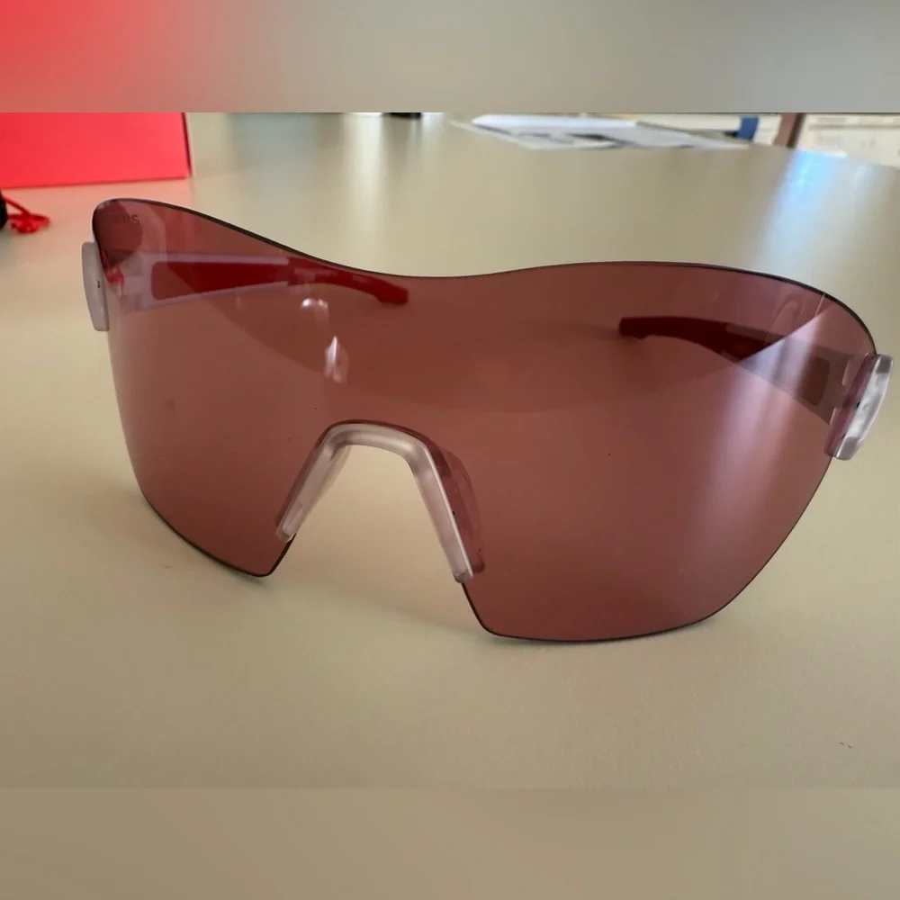 Stylish Red VR Glasses with Black Carrying Pouch